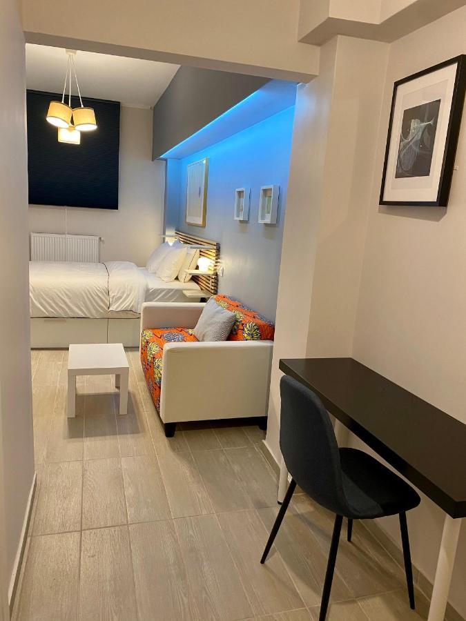 Apartment For A Genuine Athenian Homestay! Athens